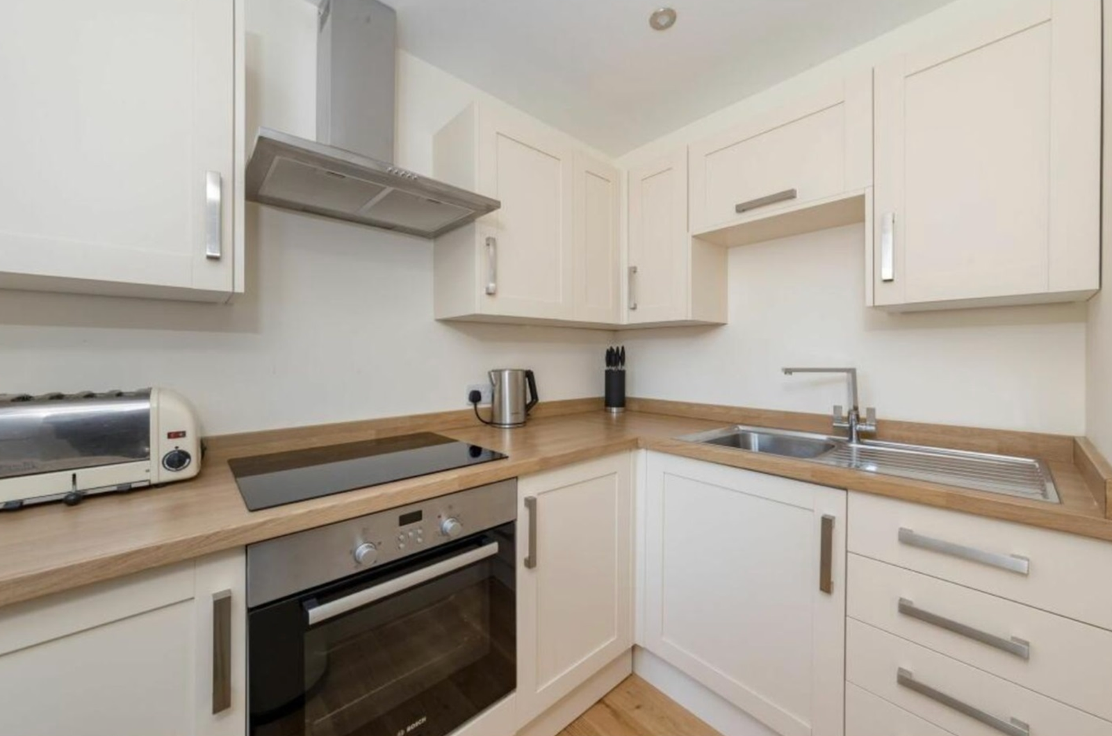 1 Bed Detached House, Whitworth Lane, MK5