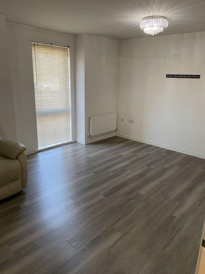 2 Bed Semi-Detached House, Pathia Close, MK10