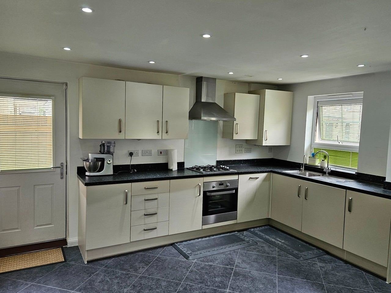 Lucius Lane, Fairfields, Milton Keynes, MK11 4AN