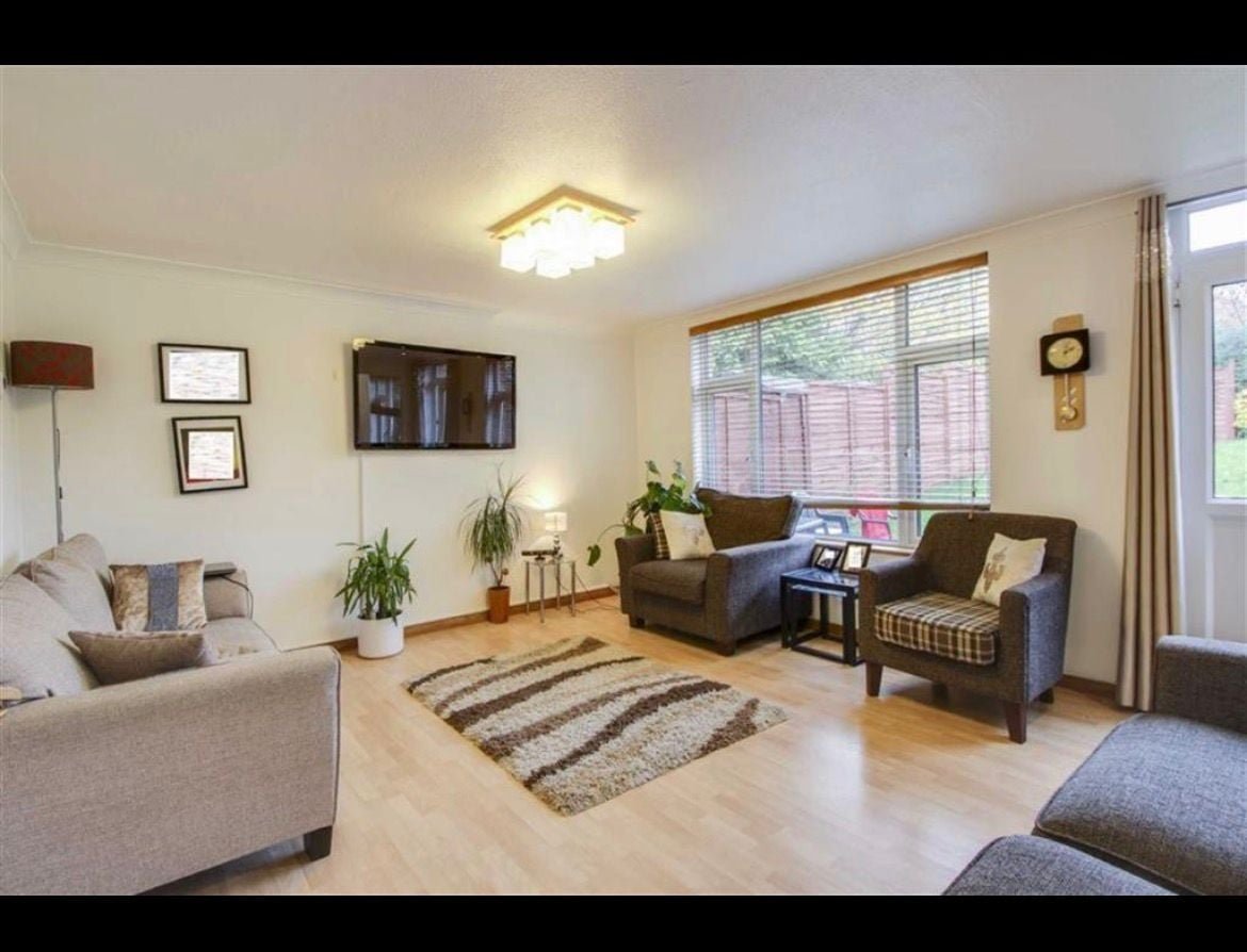 3 Bed End Terrace, Shilling Close, MK15