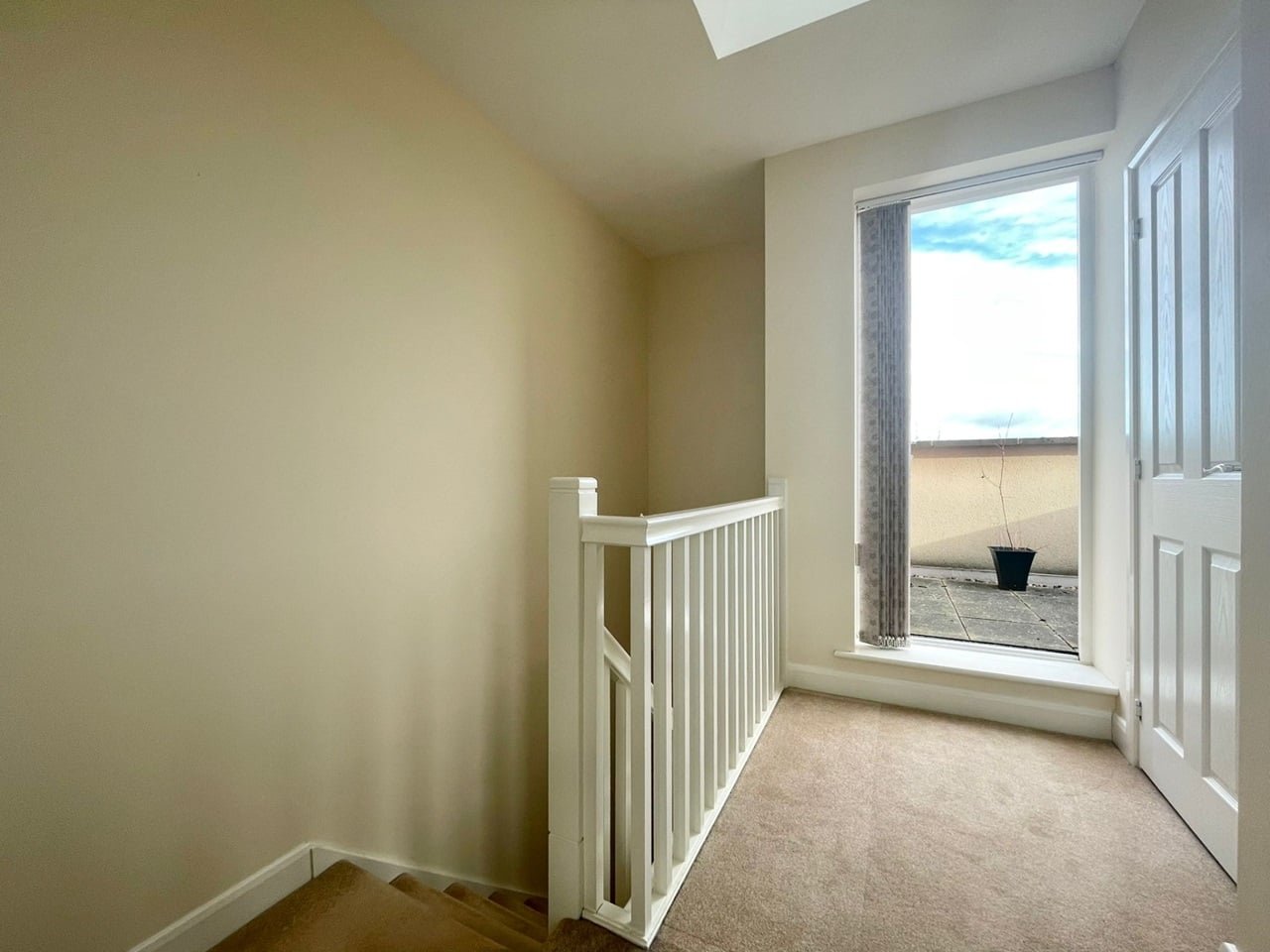 3 Bed Semi-Detached House, Carradine Crescent, MK4