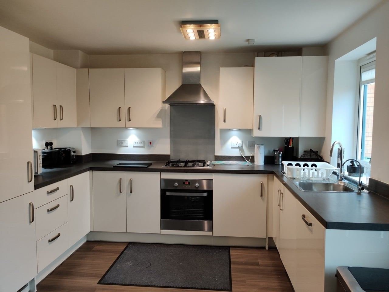 3 Bed Semi-Detached House, Holt Avenue, MK10