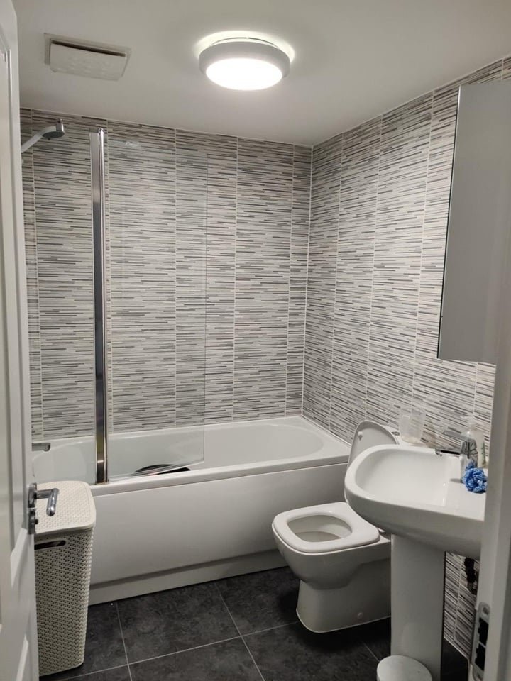 3 Bed Semi-Detached House, Holt Avenue, MK10