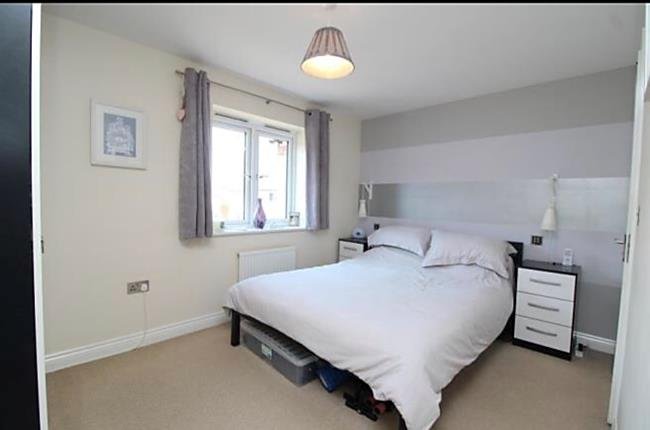 3 Bed Semi-Detached House, Lavender Hill, MK10