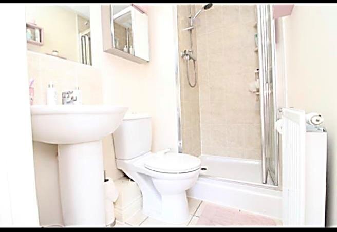3 Bed Semi-Detached House, Lavender Hill, MK10