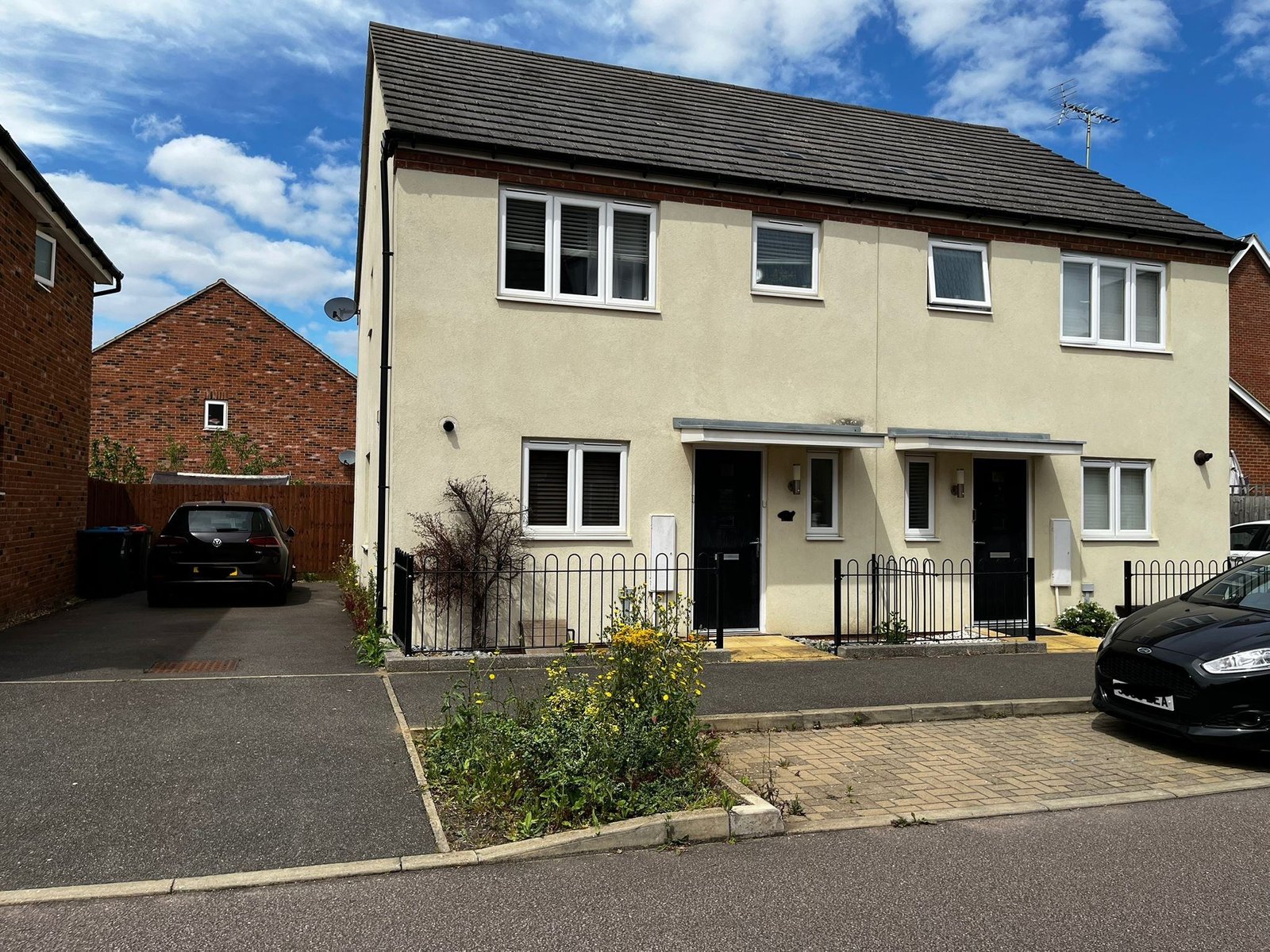 3 Bed Semi-Detached House, Marino Boulevard, MK8