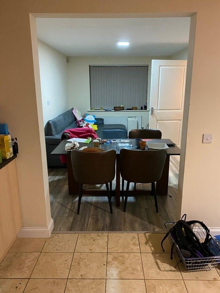 3 Bed Semi-Detached House, Warwick Avenue, MK10
