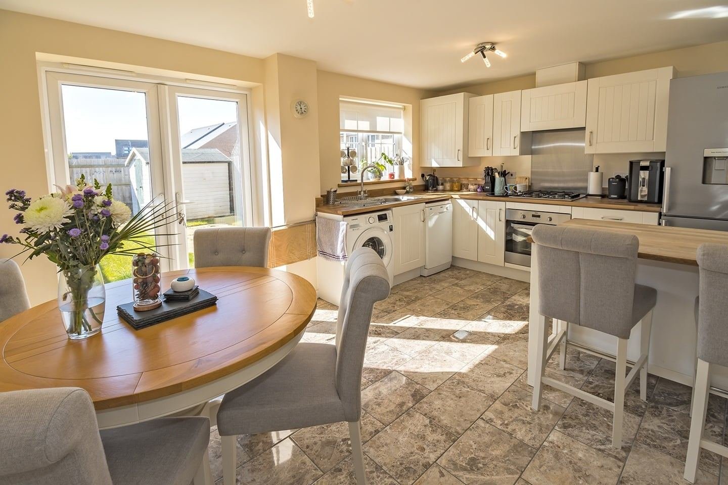 3 Bed Terraced House, Maritime Way, MK10
