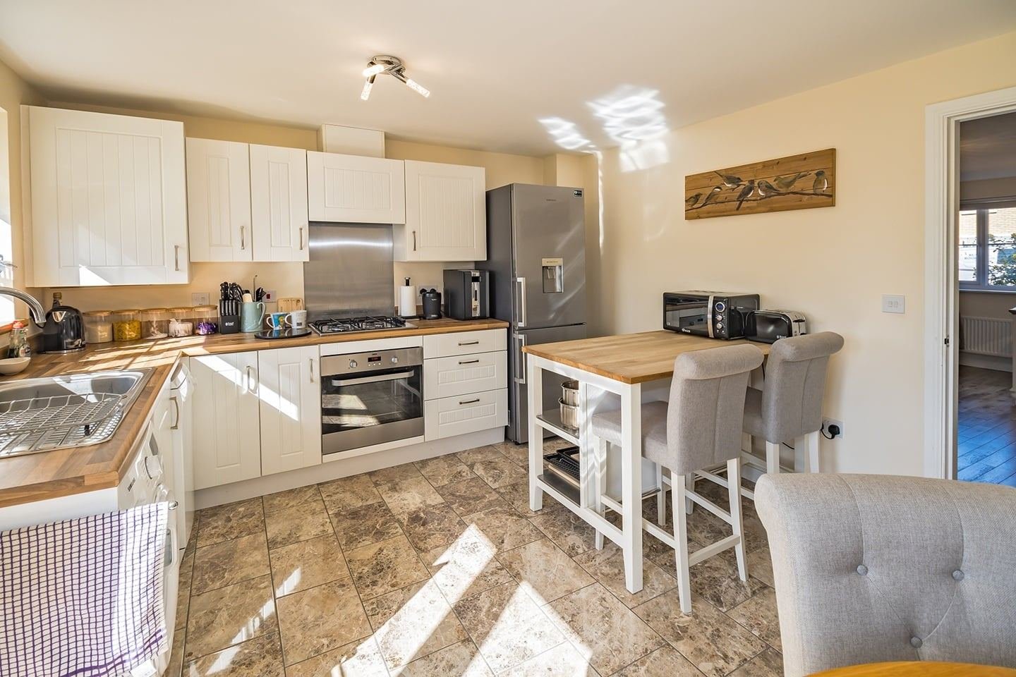 3 Bed Terraced House, Maritime Way, MK10