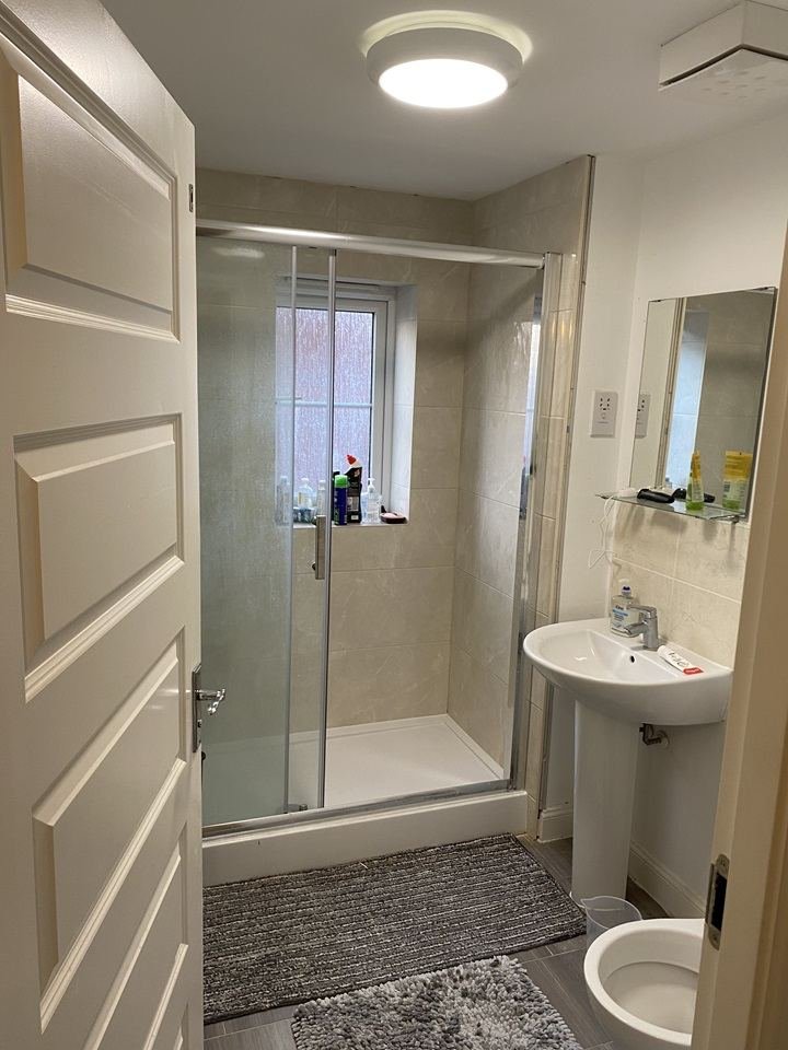 3 Bed Terraced House, Oceans Close, MK10