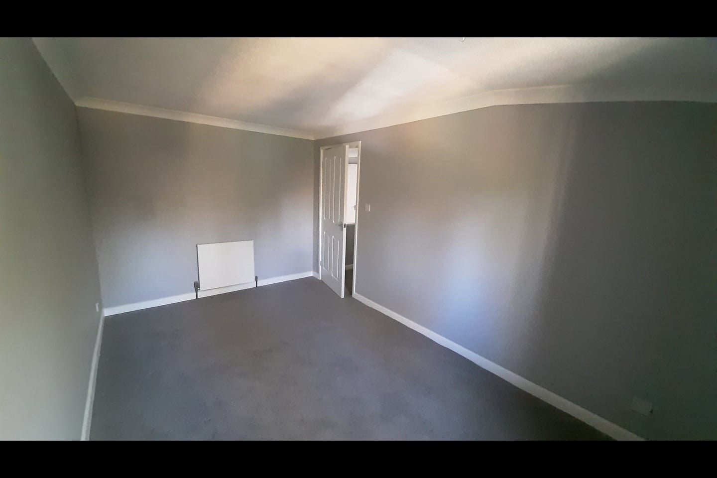 3 Bed Terraced House, Scatterill Close, MK13