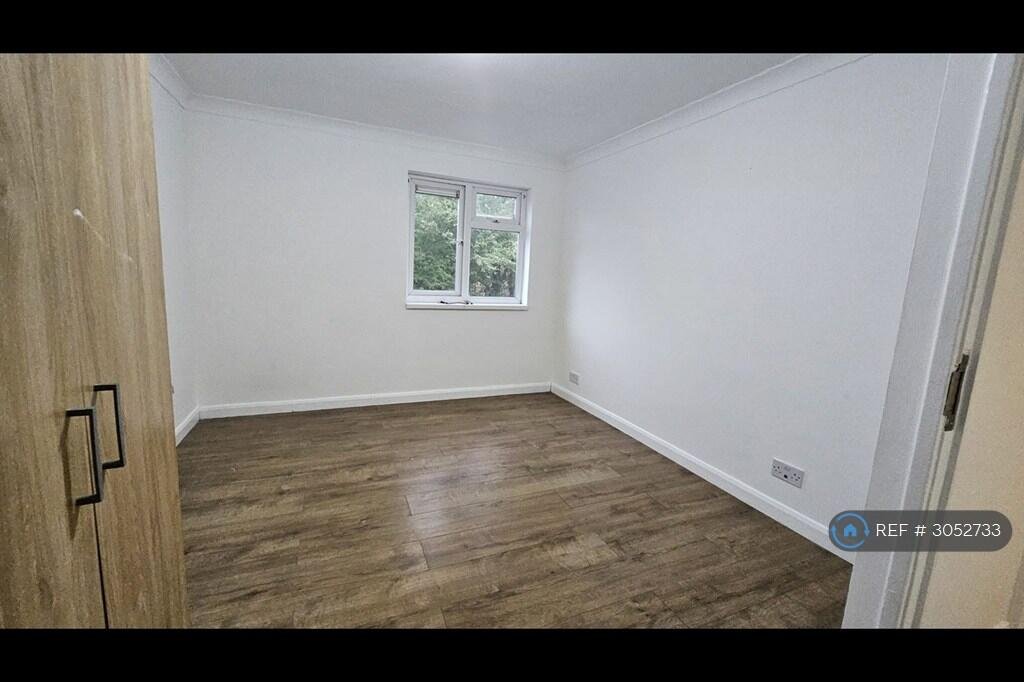 3 bedroom flat for rent in Fishermead, Milton Keynes, MK6