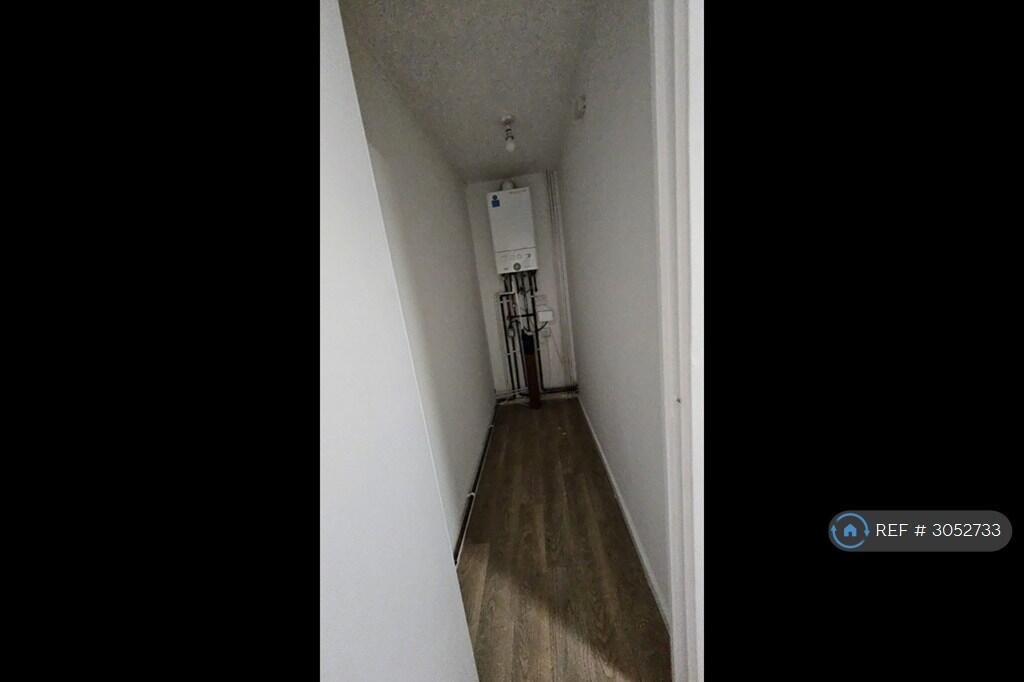 3 bedroom flat for rent in Fishermead, Milton Keynes, MK6