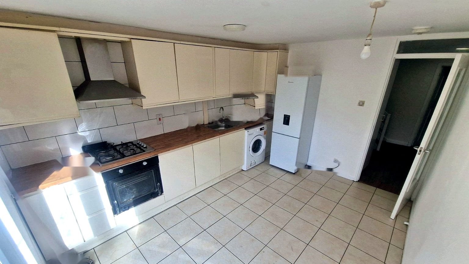 3 bedroom flat for rent in Fishermead, Milton Keynes, MK6
