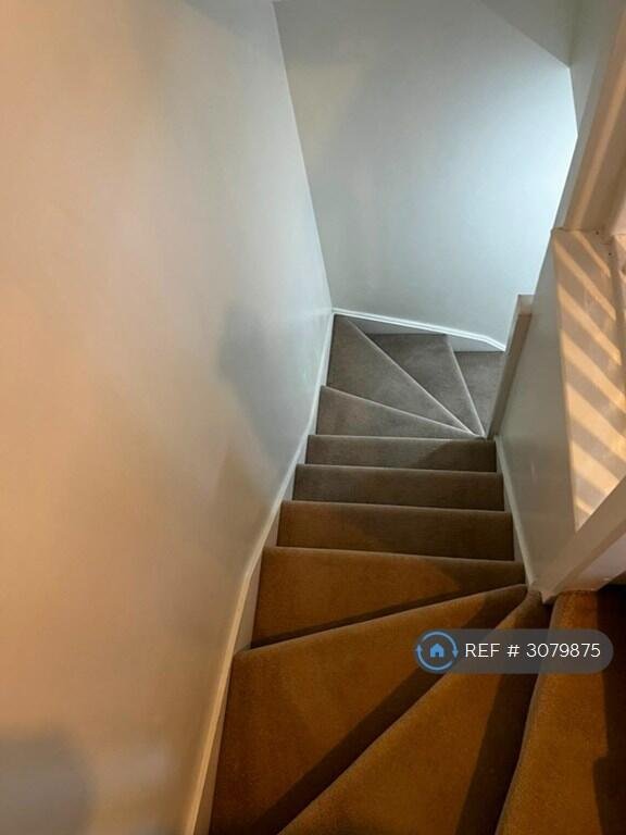 3 bedroom semi-detached house for rent in Shaw Savill Way, Milton Keynes, MK10
