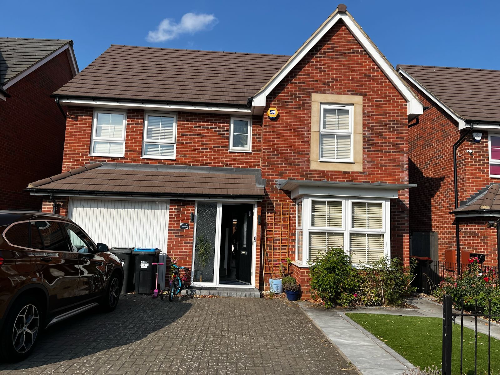4 Bed Detached House, Argus Way, MK10
