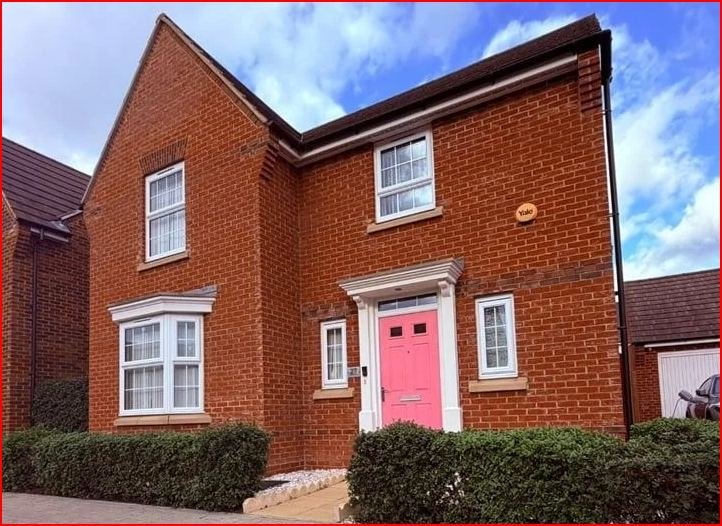 4 Bed Detached House, Lamport Crescent, MK10