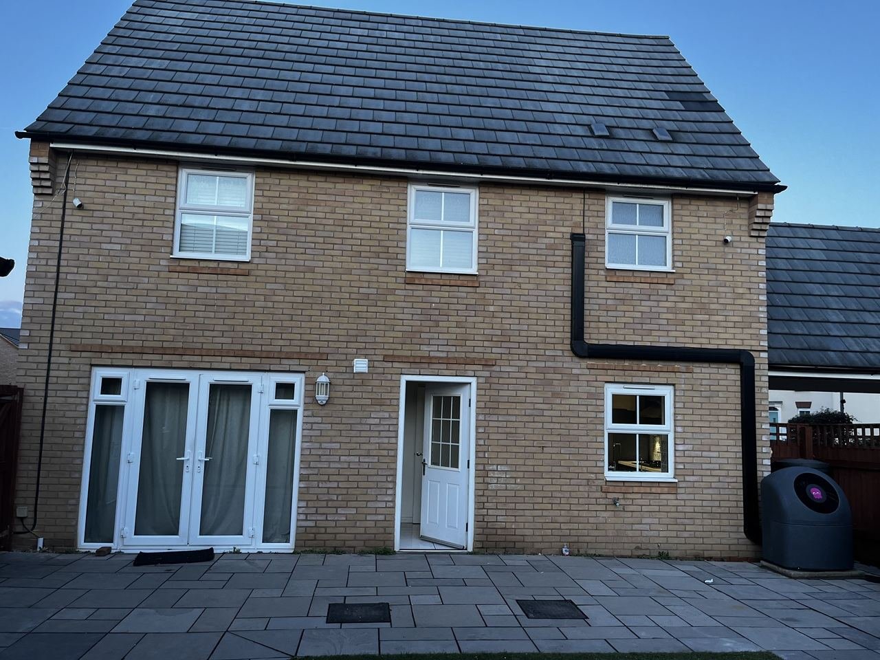 4 Bed Detached House, Shaw Savill Way, MK10