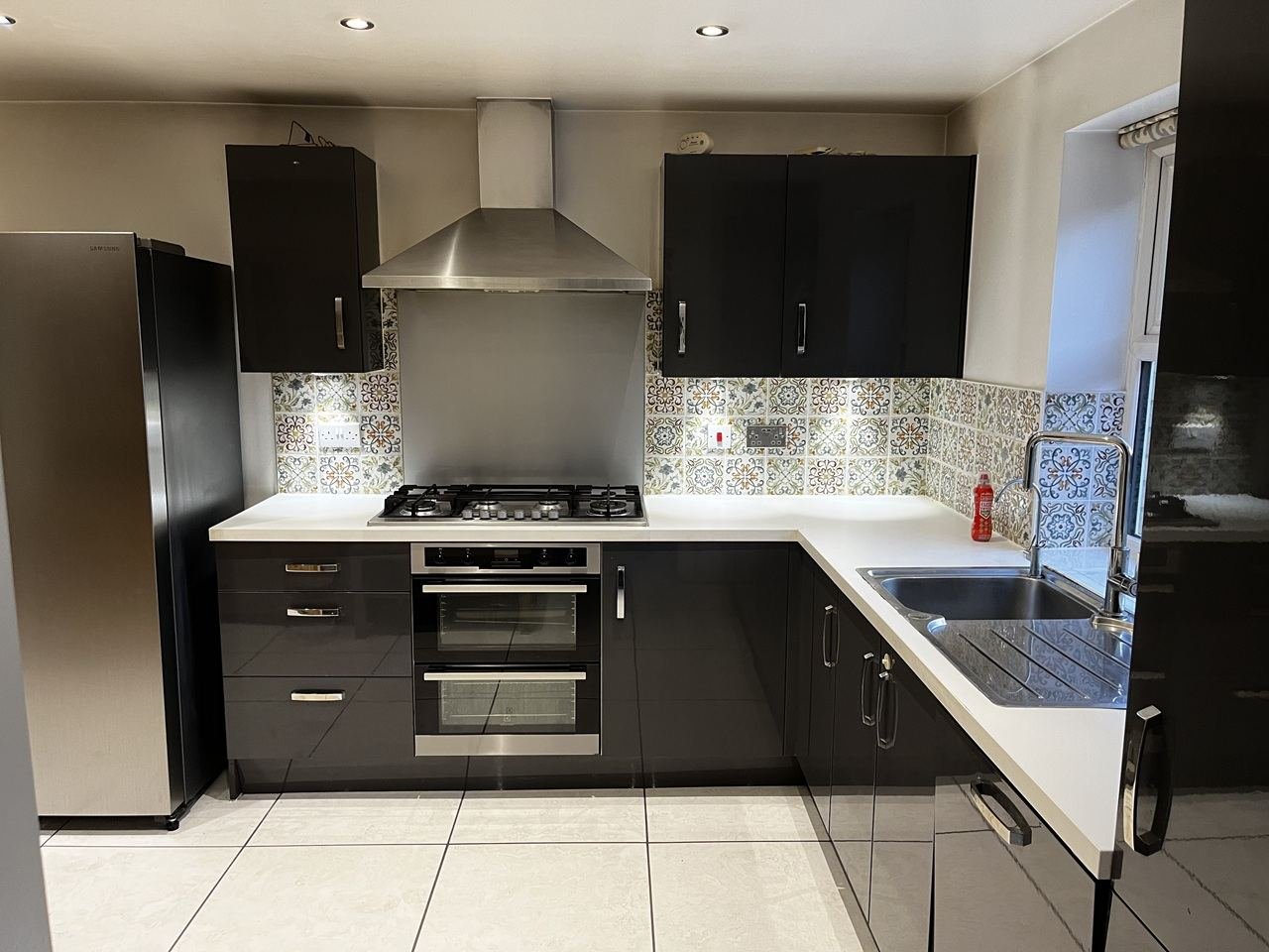 4 Bed Detached House, Shaw Savill Way, MK10