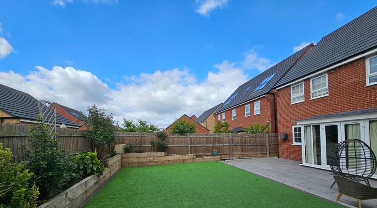 4 Bed Detached House, Victory Drive, MK10