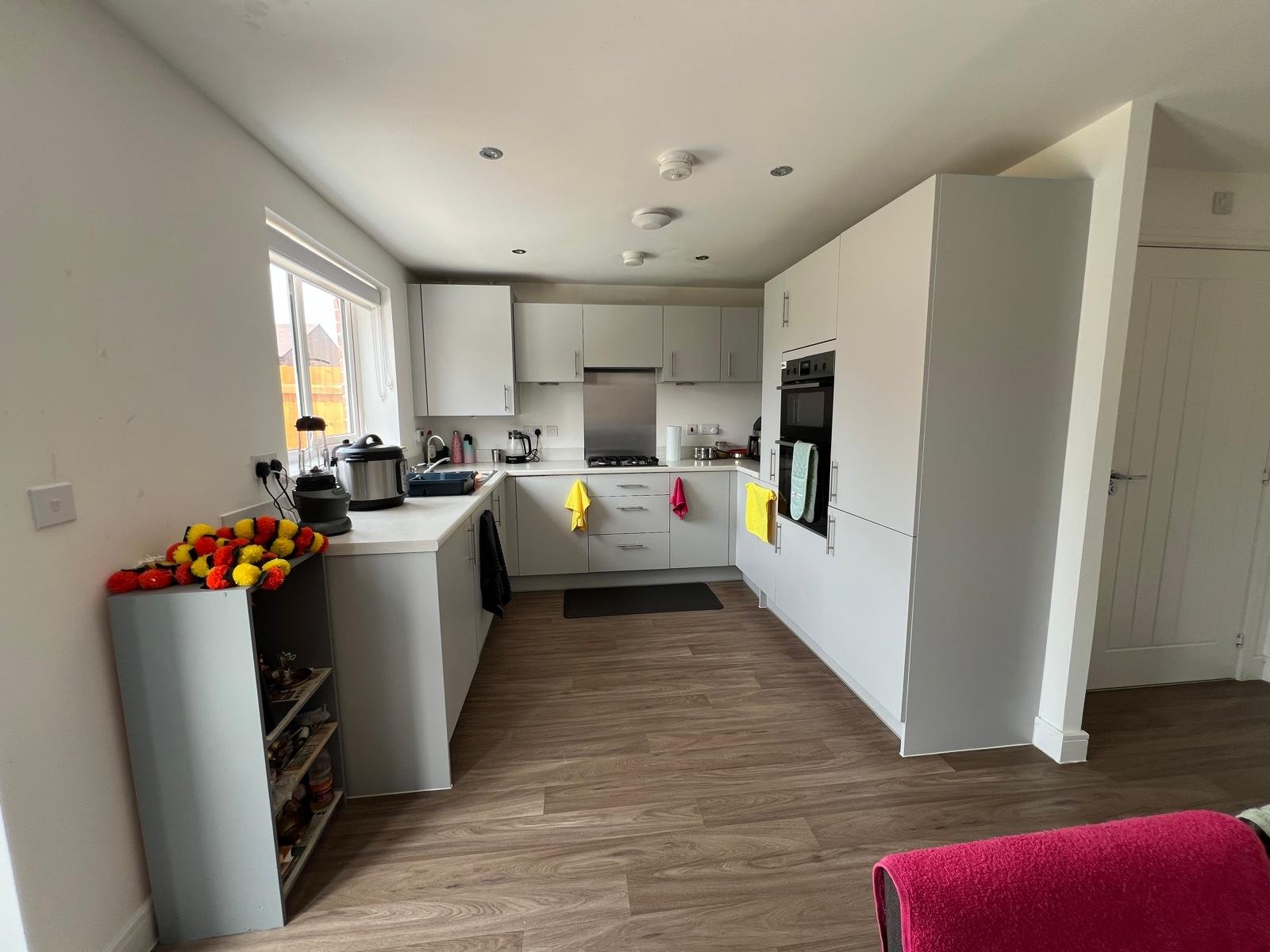 4 Bed Semi-Detached House, Atkins Way, HP22