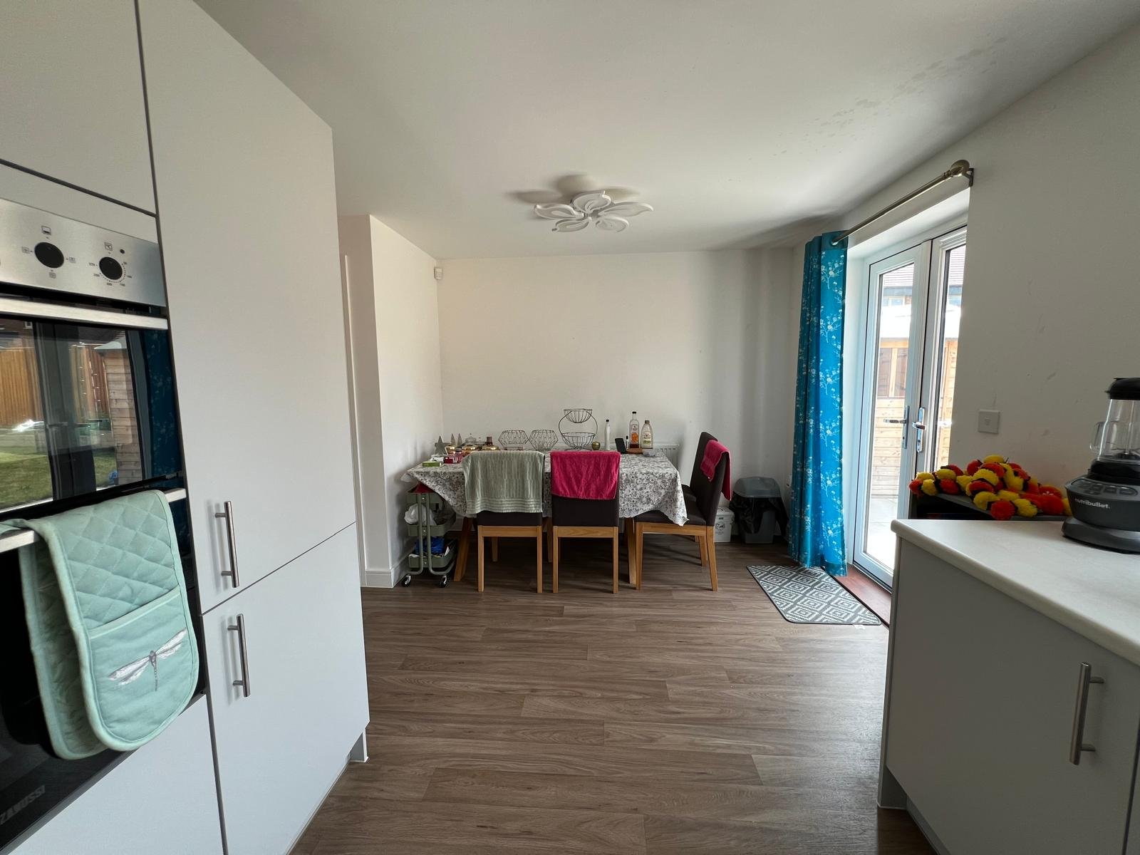 4 Bed Semi-Detached House, Atkins Way, HP22