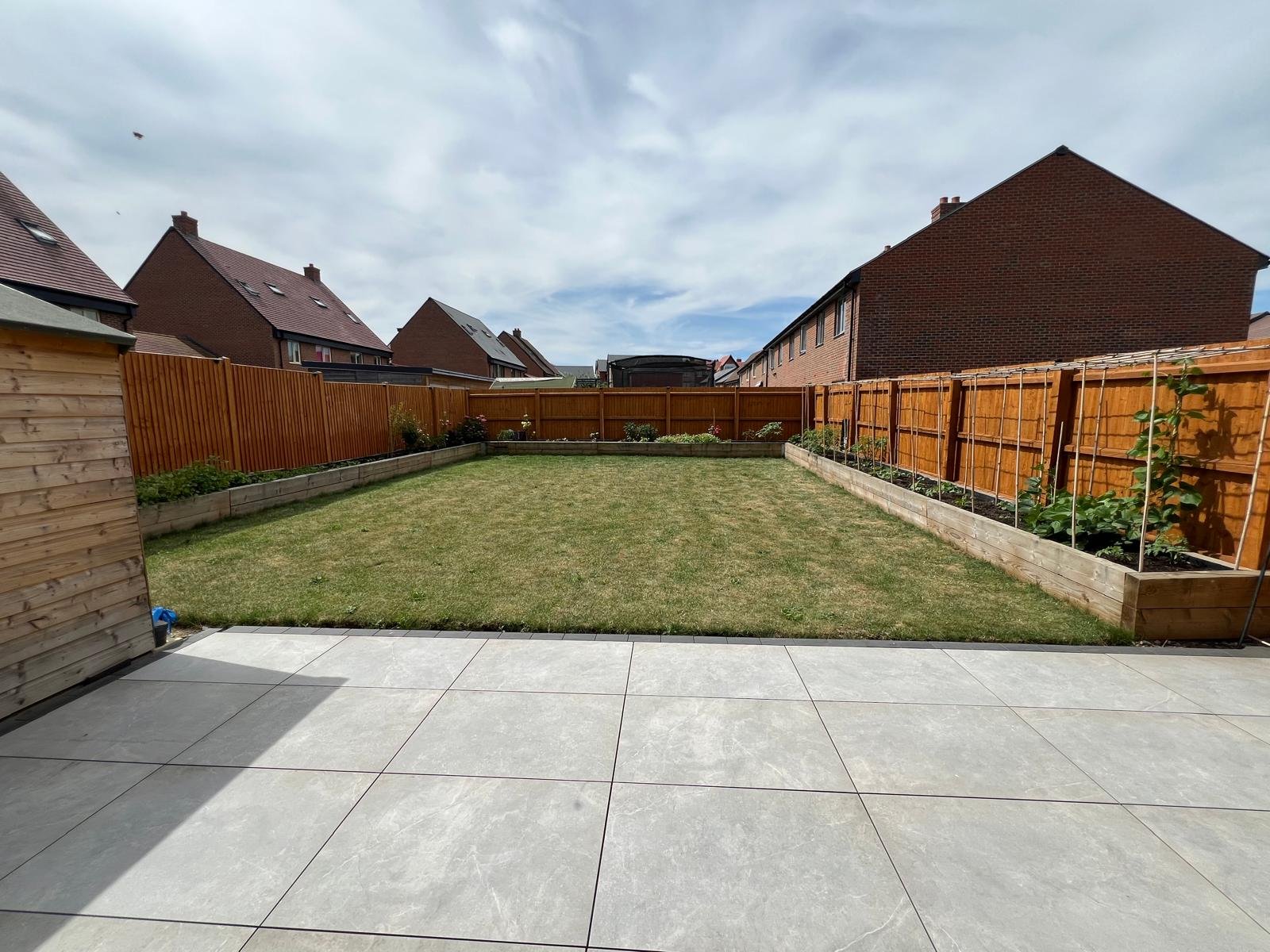 4 Bed Semi-Detached House, Atkins Way, HP22