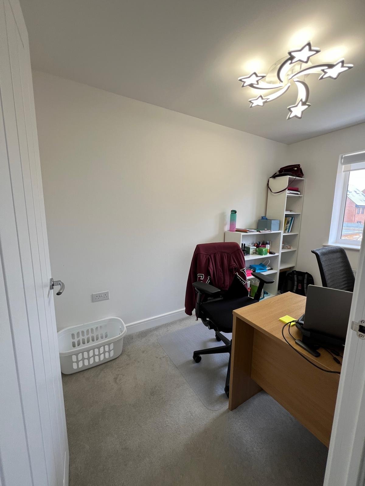 4 Bed Semi-Detached House, Atkins Way, HP22