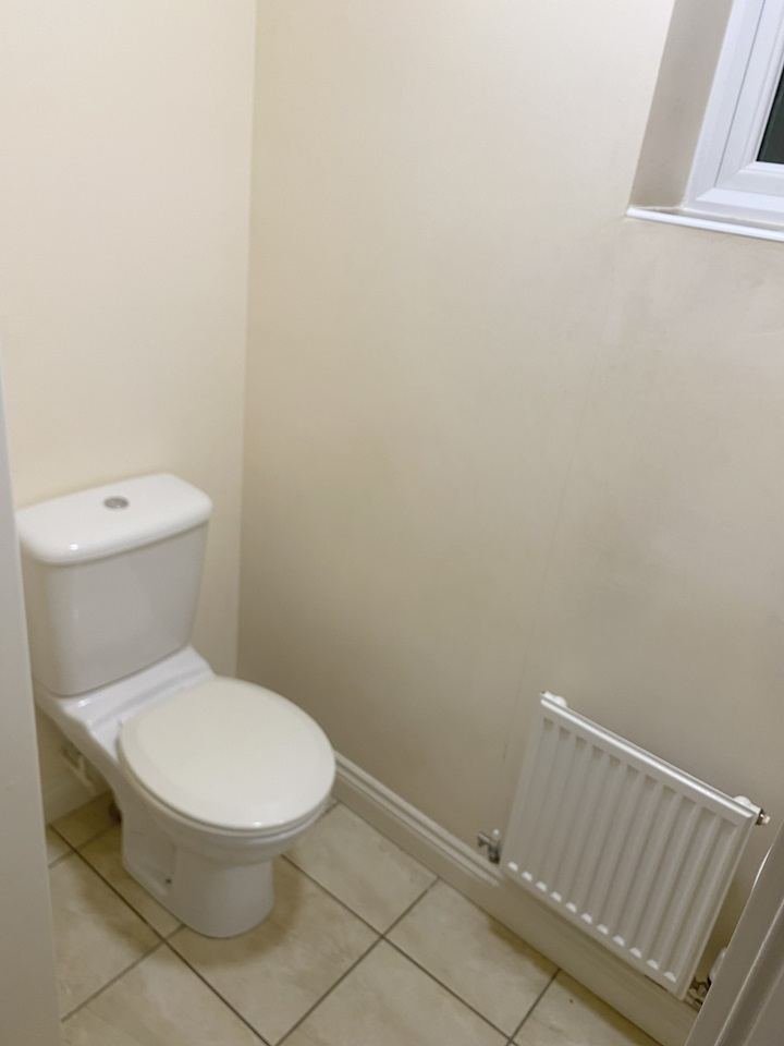 4 Bed Semi-Detached House, Bluebell Gardens, MK10