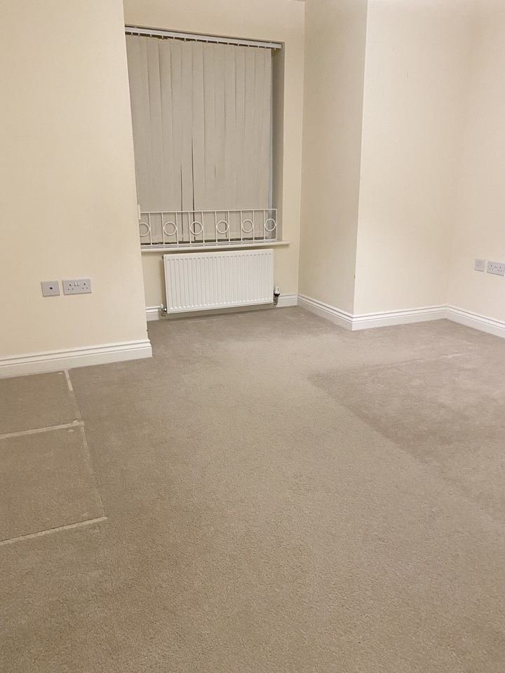 4 Bed Semi-Detached House, Bluebell Gardens, MK10