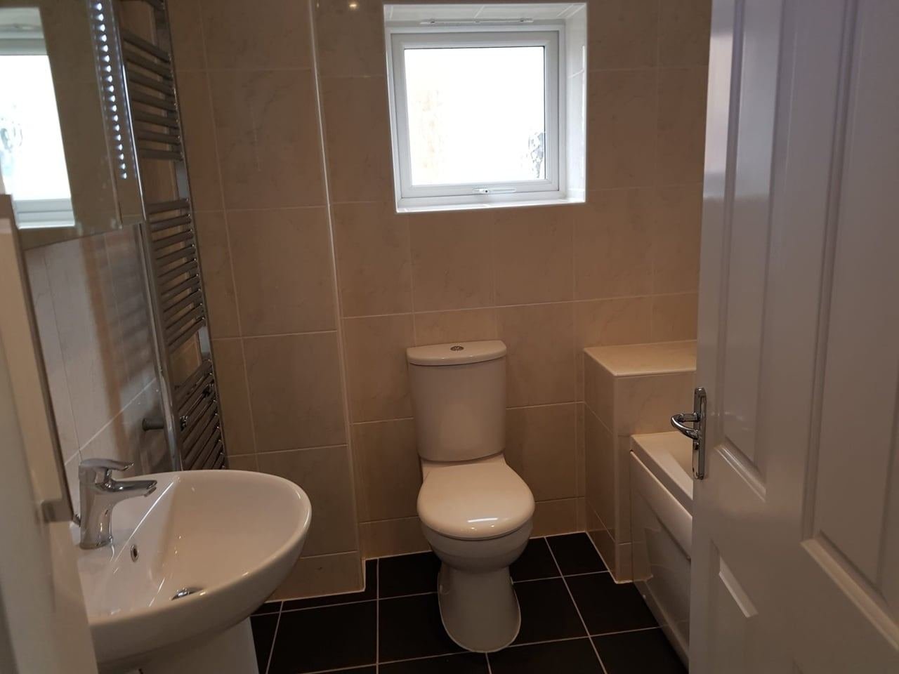 4 Bed Semi-Detached House, Dalegarth Way, MK10