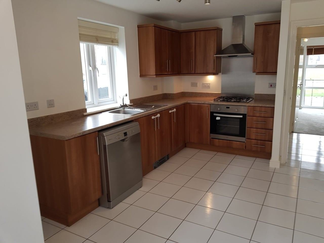 4 Bed Semi-Detached House, Dalegarth Way, MK10