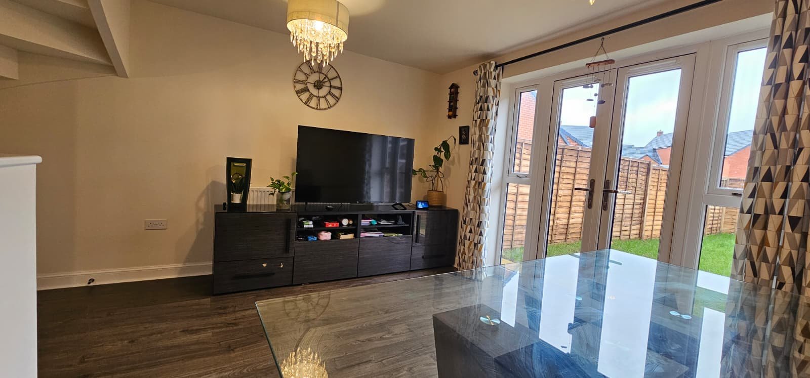 4 Bed Semi-Detached House, Steersman Lane, HP22