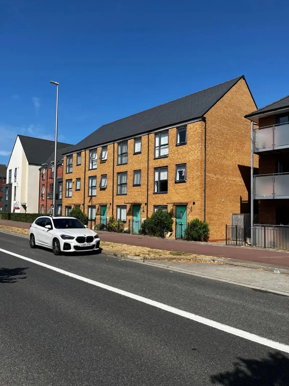 4 Bed Terraced House, Countess Way, MK10