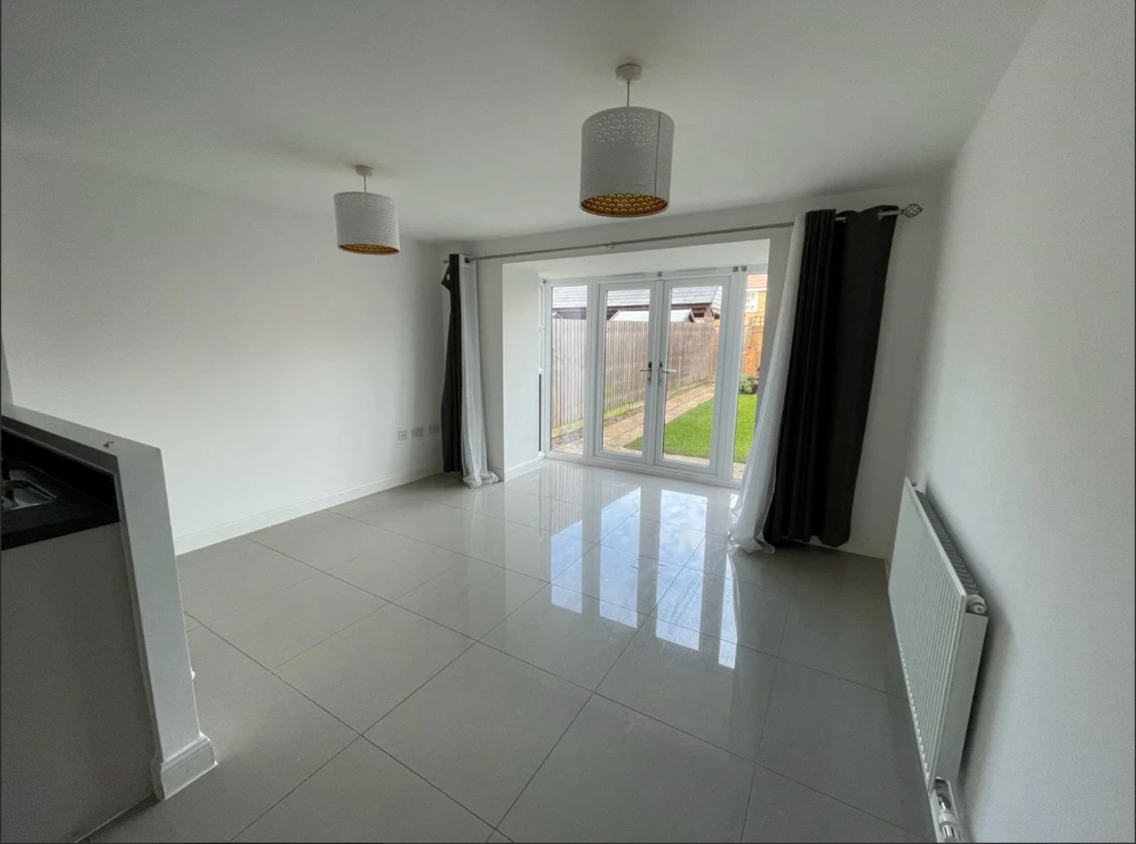 4 Bed Terraced House, Countess Way, MK10