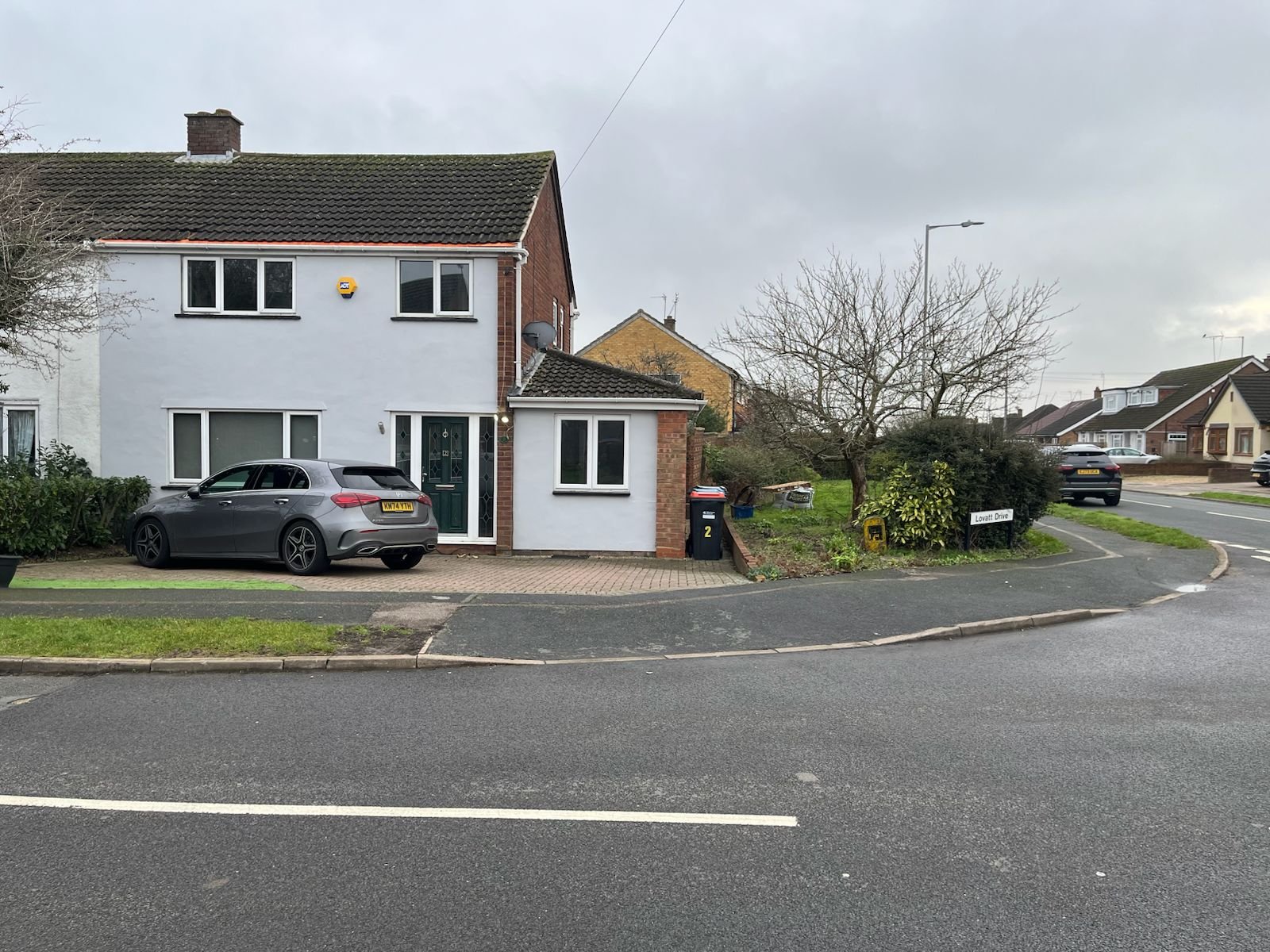4 Bed Terraced House, Lovatt Drive, MK3