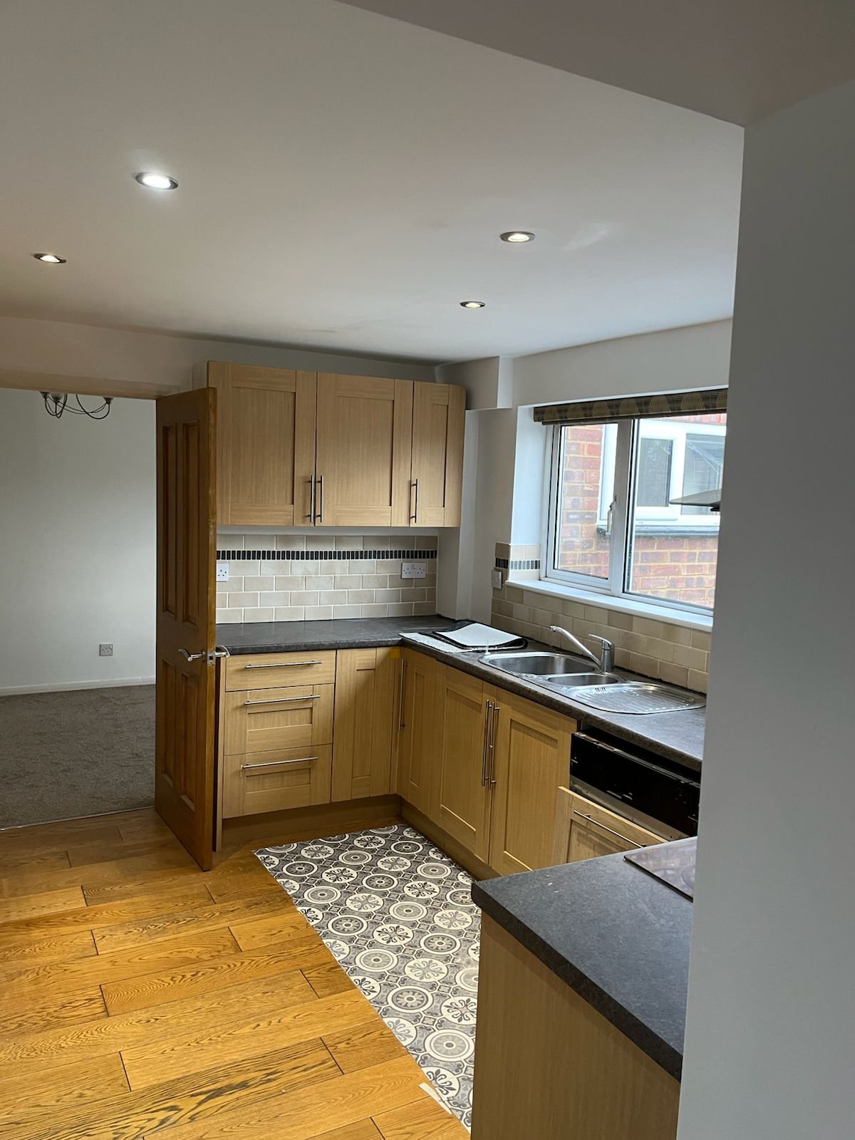 4 Bed Terraced House, Lovatt Drive, MK3
