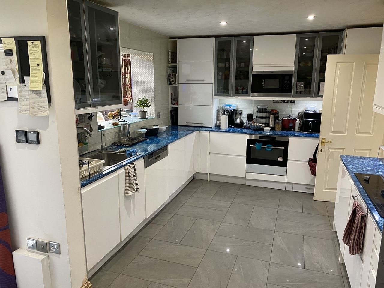 5 Bed Detached House, Paxton Crescent, MK5