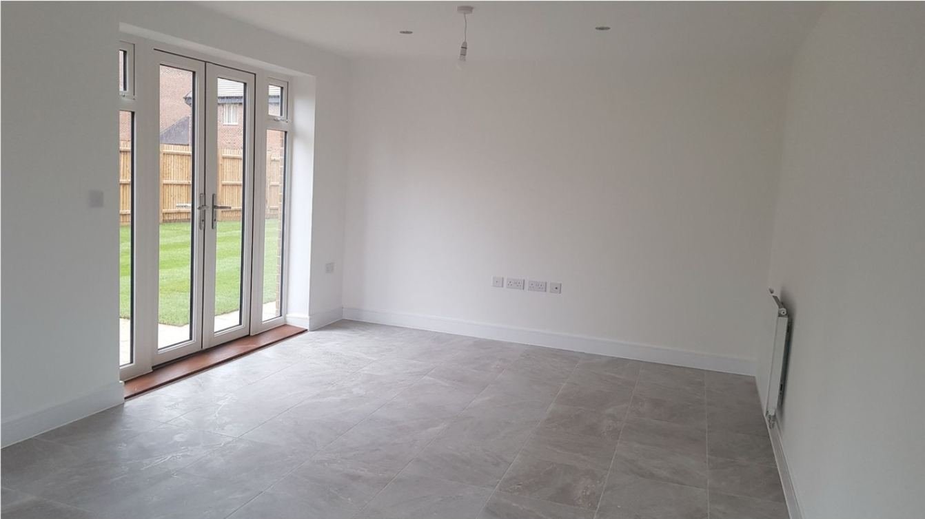 4 Bed Detached House - Purssell Road, Weston Turville, Aylesbury, HP22 3AS